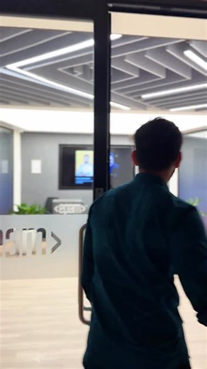 Anurag Srivastava on Instagram: "🚨 Still struggling with SQL interviews? Let’s fix that — once and for all. ⚡ I’m sharing a complete set of FREE SQL Interview Cheatsheets — covering everything from fundamentals to advanced real-world questions. 📊💼 💬 Comment “DATA” and I’ll DM you the full end-to-end resource. 🔥 These are the exact topics recruiters test — no fluff, just what you need to clear your next interview with confidence! 🚀"