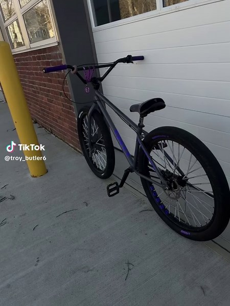 Cuz got his bike @Landon Mcintosh #fyp #bikelife #clean | Bike Life