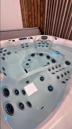 Platinum Spas Luxury Portofino hot tub🤎 #hottub #spas #jacuzzi #outdoorliving #wellness
