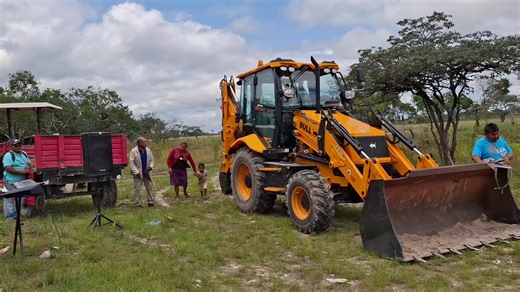 Rewa Christian Brethren Present New Heavy Duty Machine