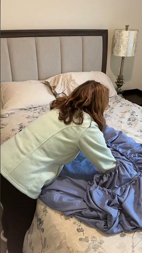 How to Fold a Fitted Sheet PERFECTLY (Laundry Secret Most People Don’t Know)