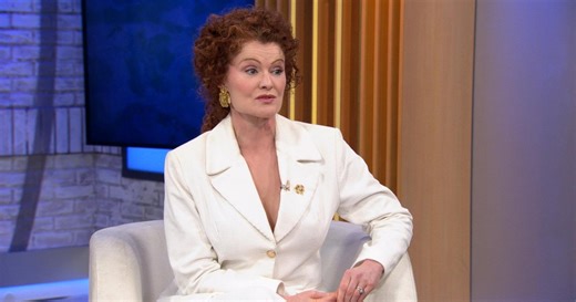 Rebecca Wisocky talks "Ghosts"