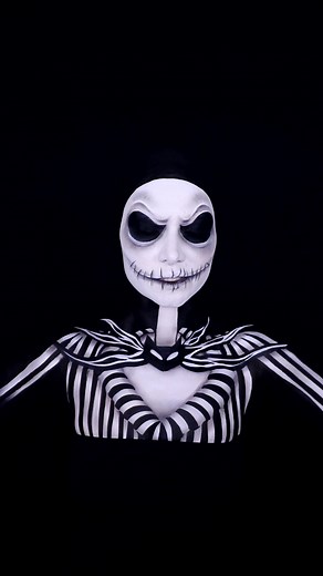 this is probably the most detailed Jack and Sally I have ever done! im SO happy with how Jack turned out! eek! theyre part of a much bigger project… hehehe. #makeup #sfx #bodypaint #fyp #foryoupage #nightmarebeforechristmas