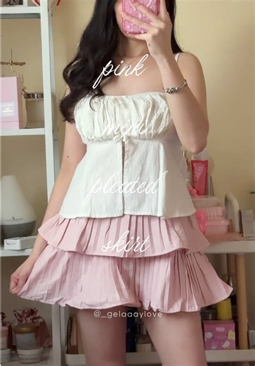 Styling the Perfect Pink Skirt: A Guide to Chic Looks