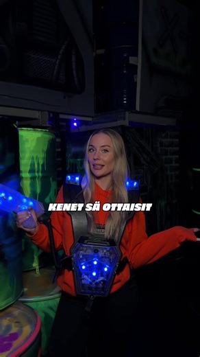 Kenet sä haluaisit haastaa täällä? 🔫 Kommentoi kenet sä ottaisit tänne mukaan ja laita tili seurantaan, niin nää liput voi olla sun! 🧡 Osallistumisaikaa on 11.2.2026 klo 12 saakka. Voittajaan ollaan yhteydessä yksityisviestillä. Somealustat eivät ole mukana arvonnassa. 📍Laserareena, Viihdemaailma 3. kerros #redihelsinki #viihdemaailma #kalasatama #laserareena