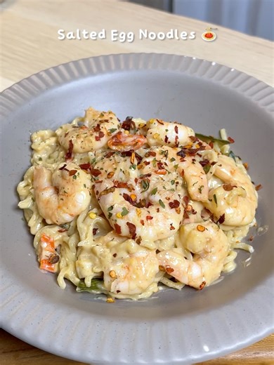Mie Salted Egg Creamy Gurih ala Masakinsuamiyuk