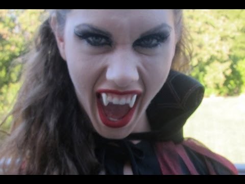 Glamorous Vampire Halloween Makeup Tutorial! COLLAB W/ BEAUTYBYBRIGG