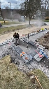 87K views · 430 reactions | Garden paths and swimming pool landscapes in America are meticulously crafted | Oslo14 | Facebook