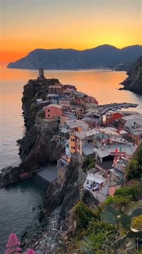 Journey Through Vernazza | Beauty Beyond Imagination