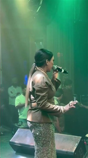 Afsana Khan live show Yaar Mara 🦋 #afsanakhan ￼ #sunandasharma #bhangra #wedding #lifeisbutadream