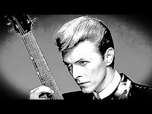 David Bowie - Fame (Lyrics) #DavidBowie #EvoMusic2021