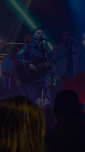 Voy desvelado~😍🎶 #cesarparra #spotify #czech #paratii