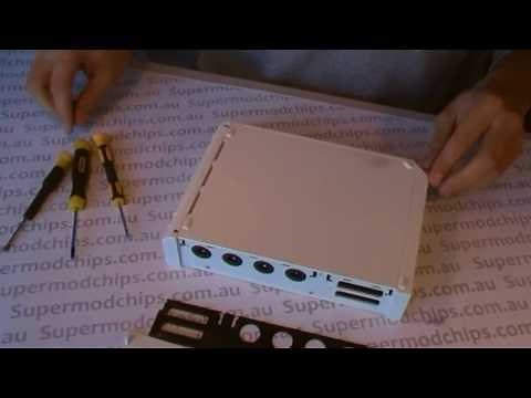 How to Disassemble a Nintendo Wii