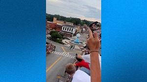A "General Lee" replica car soared through the air in true "Dukes of Hazzard" style at a classic car event in Kentucky. | USA TODAY Video