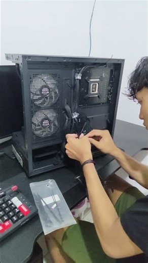 this is how I fixed the cable management not great but not bad either #pc #pcbuild #shots #pcgaming