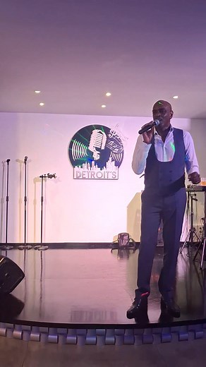 Mr Colin Wilson ❤️ #detroitstenerife #livemusic #tenerife #costaadeje #soulmusic #fupシforyou fup | Detroit's Tenerife