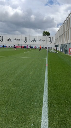 Penultimate training session of the season is underway 💪 | Juventus