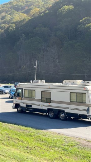 Trivia! Which beloved Christmas movie gave us the unforgettable line, ‘Shitter’s full!’? | Big Trains