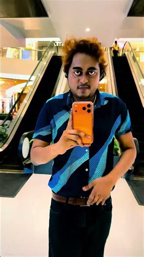 Viral Martillando in mall #viral #youtubeshorts