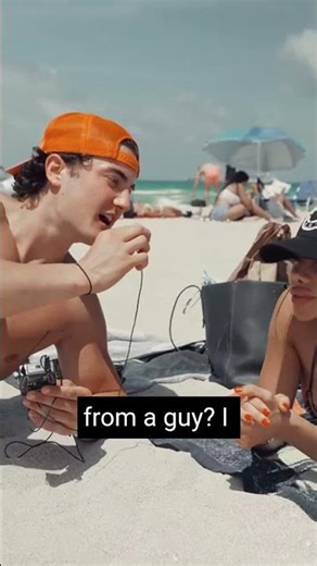 Funny Beach Prank 😅 Girls’ Reactions! 🏖️🔥