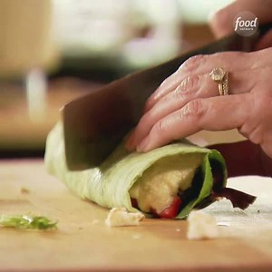 211K views · 2.4K reactions | Take your lunch wrap to the next level with HEAVENLY homemade hummus  Get more recipes from The Pioneer Woman - Ree Drummond, Saturdays at 10a|9c. | Food Network | Facebook