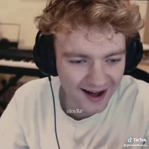 TommyInnit's Journey: Reflecting on Age and Growth
