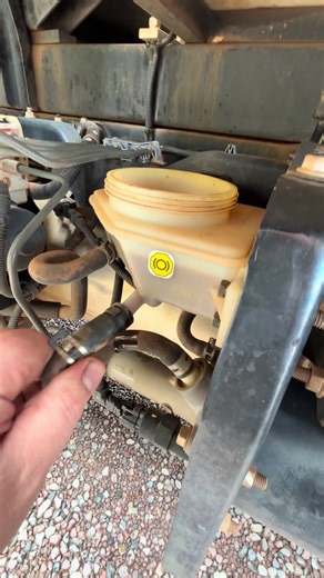 Essential Tips for Regular Truck Maintenance