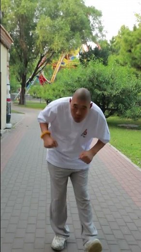 Chinese Eggman dance 中国蛋哥跳舞