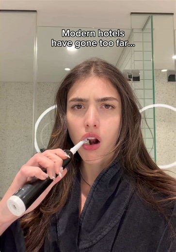 Botez Sisters: The Chess Masters of TikTok