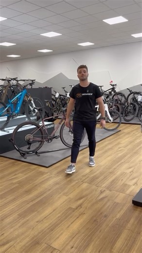 Radsport Neuner on Instagram: "🚲 Dein Weg zur Arbeit – bald mit dem JobRad! Mitarbeiter:innen der Tirol Kliniken können jetzt ein Fahrrad oder E-Bike über Lease A Bike leasen! Radsport Neuner in Innsbruck & Kematen ist euer erfahrener Partner mit großer Auswahl an: E-Bikes Mountainbikes (MTB) Gravelbikes Rennrädern City- & Trekkingbikes Marken: Cube, Scott, Specialized, Haibike, Mondraker, Conway, Amflow, Crussis 🎁 Exklusive Aktion: Beim Leasing eines Bikes über Radsport Neuner gibt’s gratis →