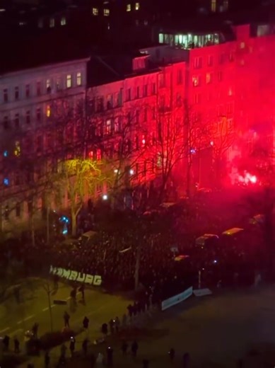 Sankt Pauli - HSV 23/01/2026 Bundesliga Corteo from HSV ultras