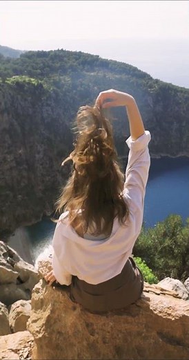 Wanderlust Love: A Romantic Getaway Into Nature's Embrace