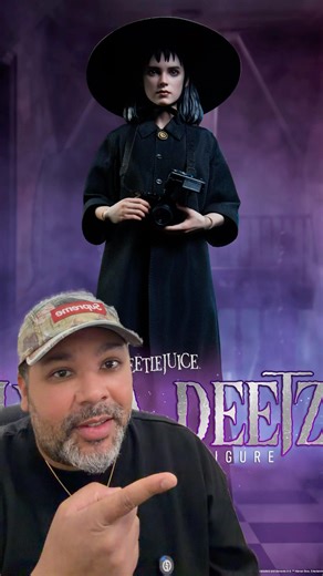 I can’t believe Sideshow made a Lydia Deetz 1/6 scale figure from Beetlejuice! #beetlejuice #toys