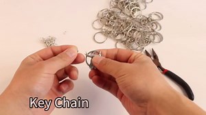 10Pcs Keychain Key Ring with Chain Bulk Split Key Chain,1.1 Inch Key Chains Parts with Open Jump Ring Connector for Jewelry Making Crafts (Gold)