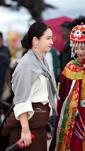 Yongji, the Tibetan dance goddess, the most beautiful smile
