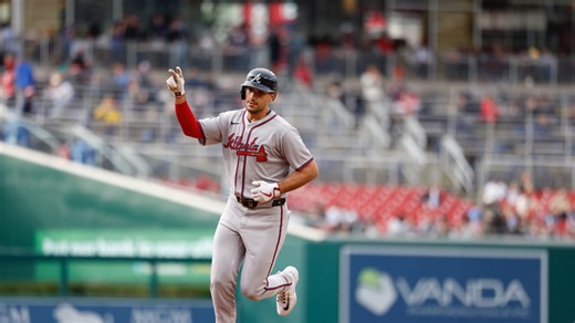 Matt Olson's solo home run (11) 