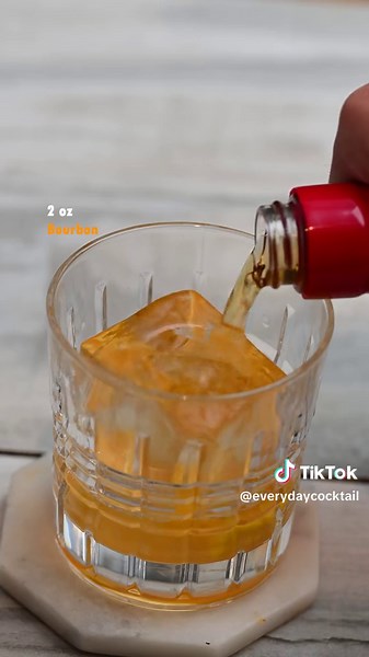 That’s my favorite cocktail! 🍹 The Old Fashioned is the best and my favorite recipe! It’s the perfect balance. You should definitely try it.👍 For the perfect one, don’t forget about the ice—it’s very important to have good ice that can keep your drink cold. ❄️ Here, I’m using the Berlinzo ice maker! 🧊 This ice cube melts 50% slower than regular ice and keeps your drink colder without watering it down. 🥃🍊🍁 Recipe: - 🍊 2 slices orange - 🍊 3 dashes orange bitters - 🍁 1/2 oz maple syrup - �