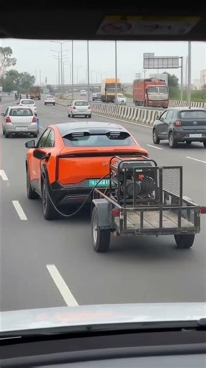 Car ka Power Bank #carreels #car #carculture #fuel #youtube #shorts #trending #viral #electric #gear