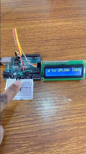 Arduino Message Scrolling using LCD Display and Button