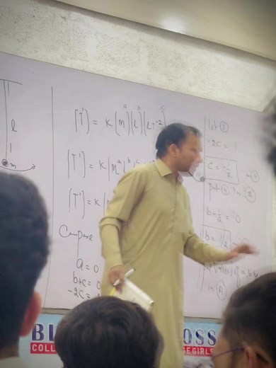 Engaging Biology Tutoring Session for College Students