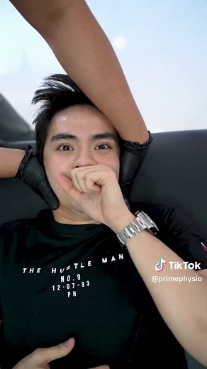 Chiropractor Cracks and Bone Therapy ASMR