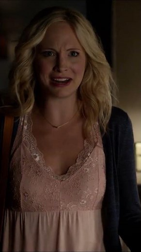 Stefan Helps The Forbes Decorate for Christmas | The Vampire Diaries