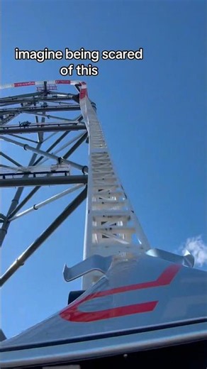 Couldn’t be me🤷🏻‍♂️ Whats the scariest coaster????~Daily Coaster Content~ #rollercoaster #pov