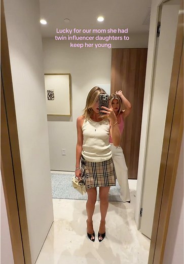 Discovering Acquired Style Trends on TikTok