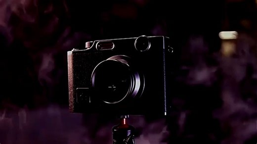 汉印便携相机小巧轻便，即时拍摄更省心，出门旅行、日常记录都能轻松捕捉精彩瞬间，操作简单，随时随地享受拍照乐趣。