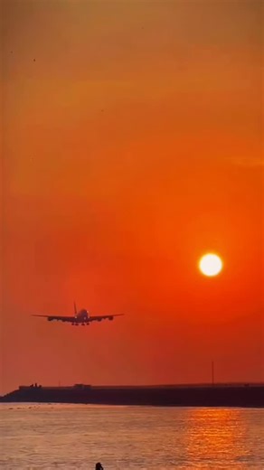 The Legian Seminyak, Bali on Instagram: "Bali is renowned for its rich culture and living traditions, deeply woven into everyday life. From sacred temple rituals and intricate ceremonies to hand crafted offerings prepared with meticulous care, the island celebrates a harmonious balance between spirituality, community, and nature. This unique, authentic way of Balinese life reflects the genuine spirit of the culture, where traditions are preserved and passed down through generations, offering vis