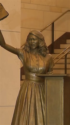 C-SPAN on Instagram: "Congressional leaders on Tuesday unveiled a new statue of civil rights icon Barbara Rose Johns, replacing the statue of Confederate Gen. Robert E. Lee in the U.S. Capitol. “Today, we are here to honor one of America’s true trailblazers — a woman who embodied the essence of the American spirit in her fight for liberty and justice and equal treatment under the law, the indomitable Barbara Rose Johns,” Speaker Mike Johnson (R-LA) said. In 1951, Ms. Johns was just 16 years old 