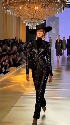 Avant-Garde × 5 — Where Fashion Becomes Art.