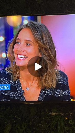 Julie de Bona on Instagram: "Merci à @c_a_vous de m’avoir invitée sur votre plateau, pour parler d’ « Instinct animal », documentaire en prime diffusé le 27 décembre sur France 2. Ce que vous ne savez pas, c’est que grâce à CàVous, j’ai pu rencontrer mon idole de jeunesse : @marclavoineofficiel et ses fameux « yeux révolvers » dont j’en avais le surnom petite. J’ai été enchanté de le rencontrer et de découvrir que nous avions des passions communes pour les animaux sauvages et l’Afrique. Et pour 