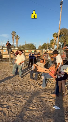 Convurso de chicas #concurso #reto #viral #jaripeo #montadetoros #toros #toro #videosdetoros #jaripeos #montas | Jaripeo salvaje oficial